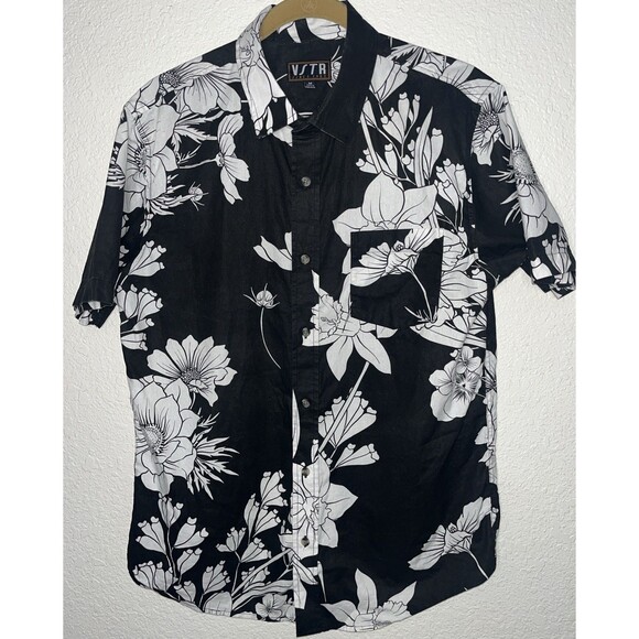 VSTR Button Down Hawaiian Shirt Men Sz Med. Black/White - Picture 4 of 9